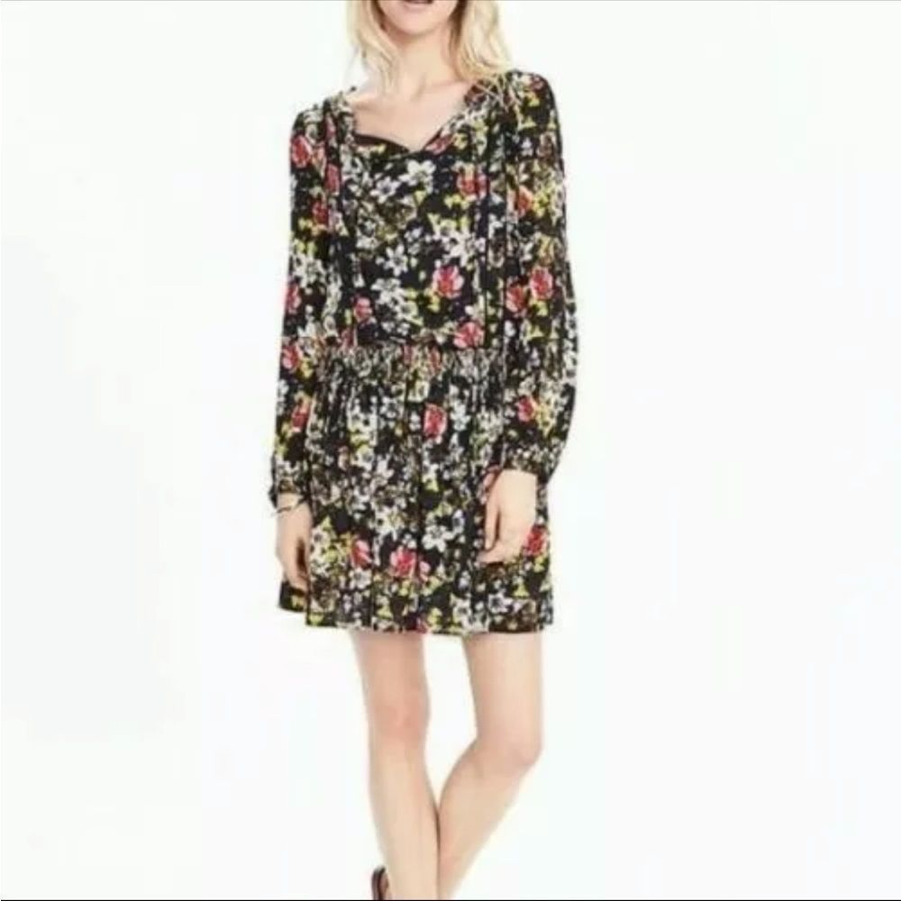 Banana Republic Valeri Long Sleeve Floral Smocked Waist Dress size Medium